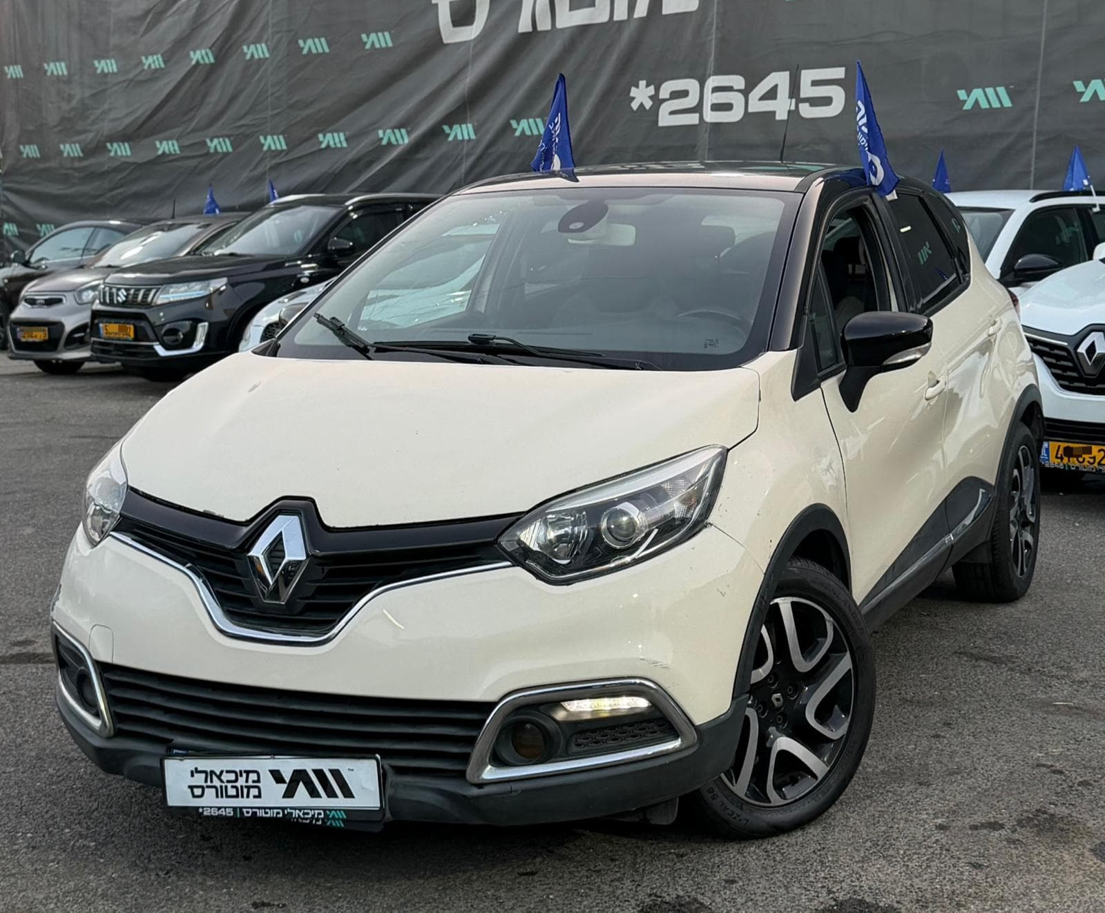 Renault CAPTUR 2014 למכירה - מיכאלי מוטורס