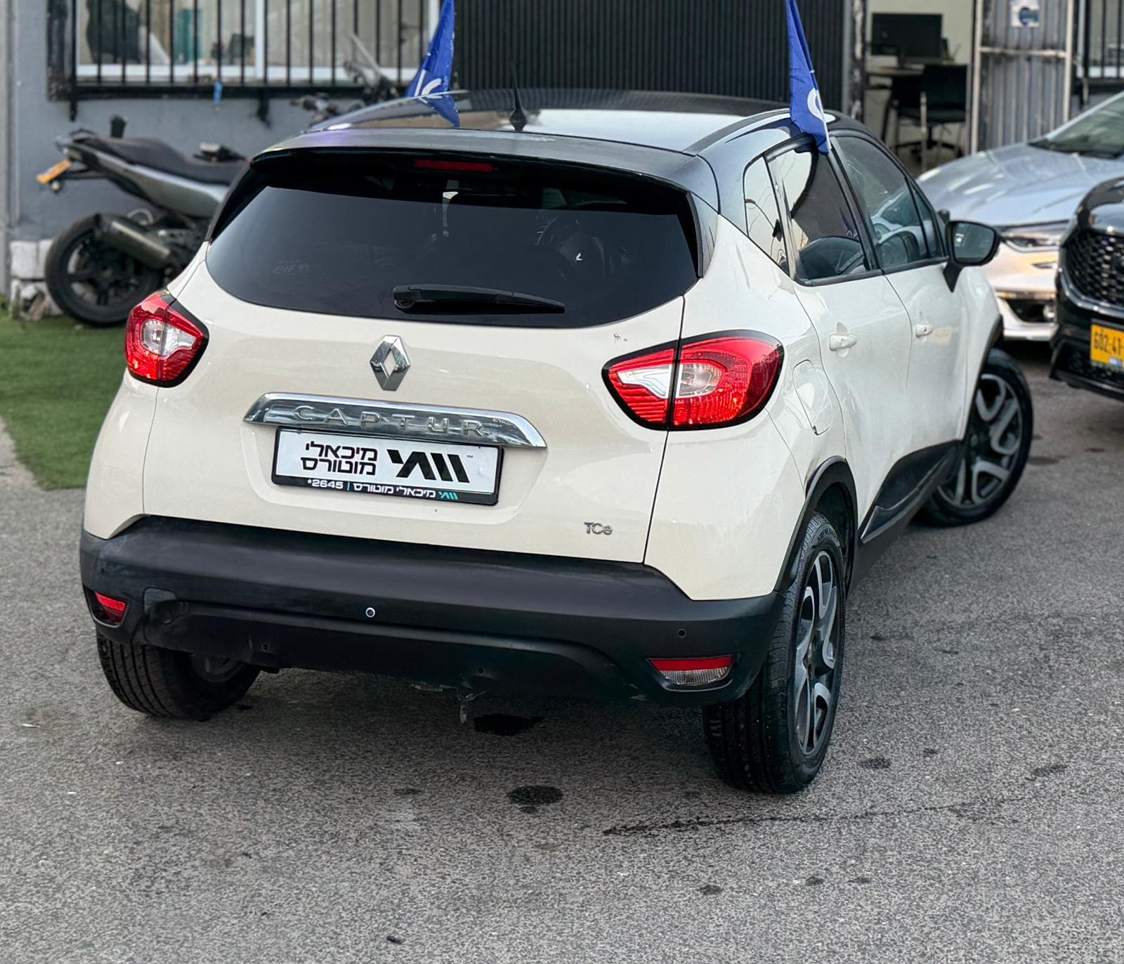 Renault CAPTUR 2014 - תמונה 2