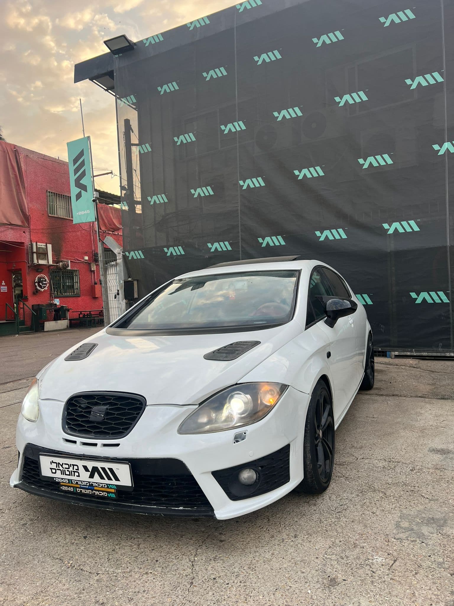 Seat LEON 2013 למכירה - מיכאלי מוטורס